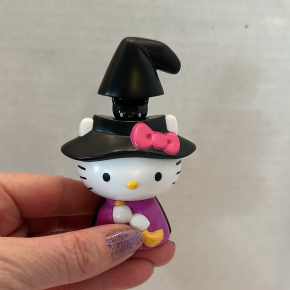 Sanrio Hello Kitty Halloween Keychain Ruler Holder Plastic Figures Lot of 3 - Picture 4 of 6